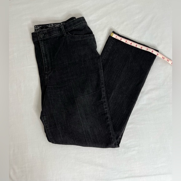 Gloria Vanderbilt Straight Leg Jeans Women's 18 Average Black 5-Pocket High Rise - Picture 7 of 10